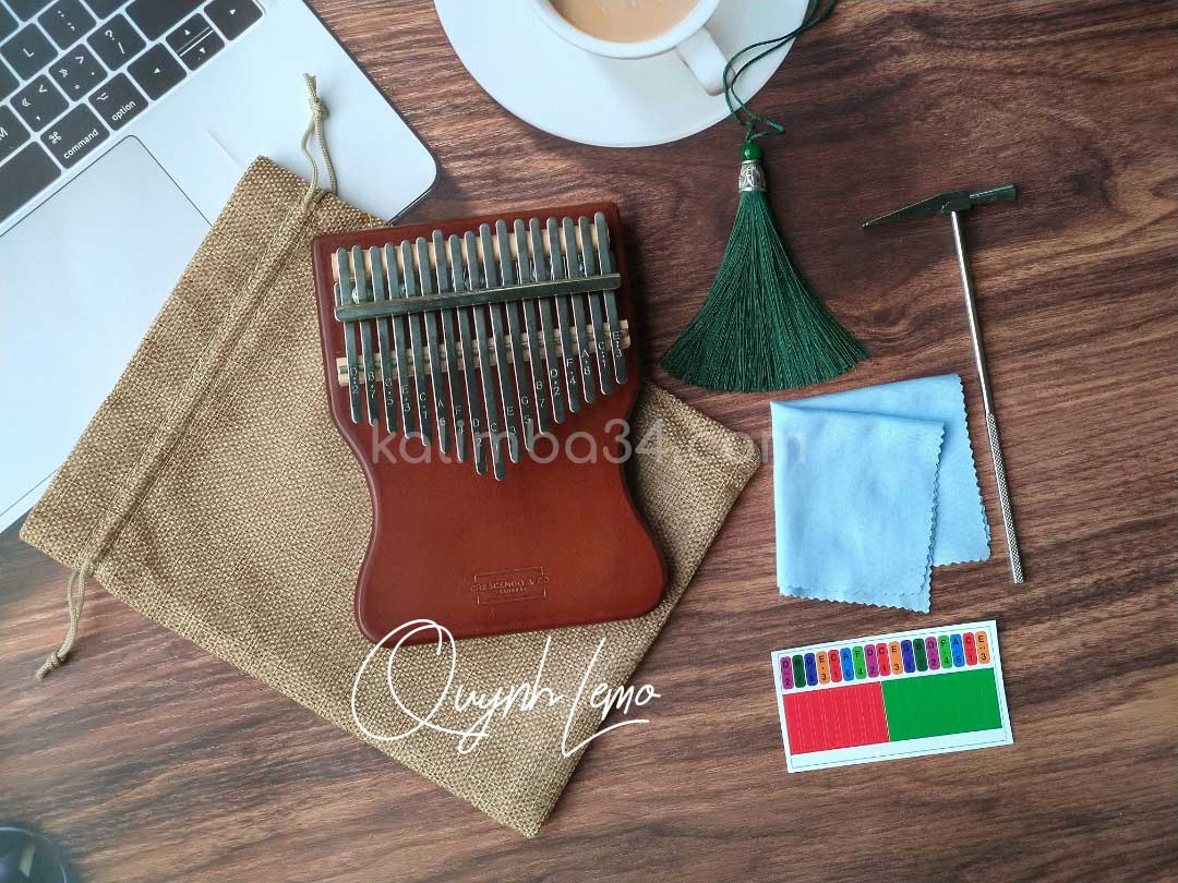 Đàn Kalimba 17 phím gỗ Manhogany dáng khuyết 01