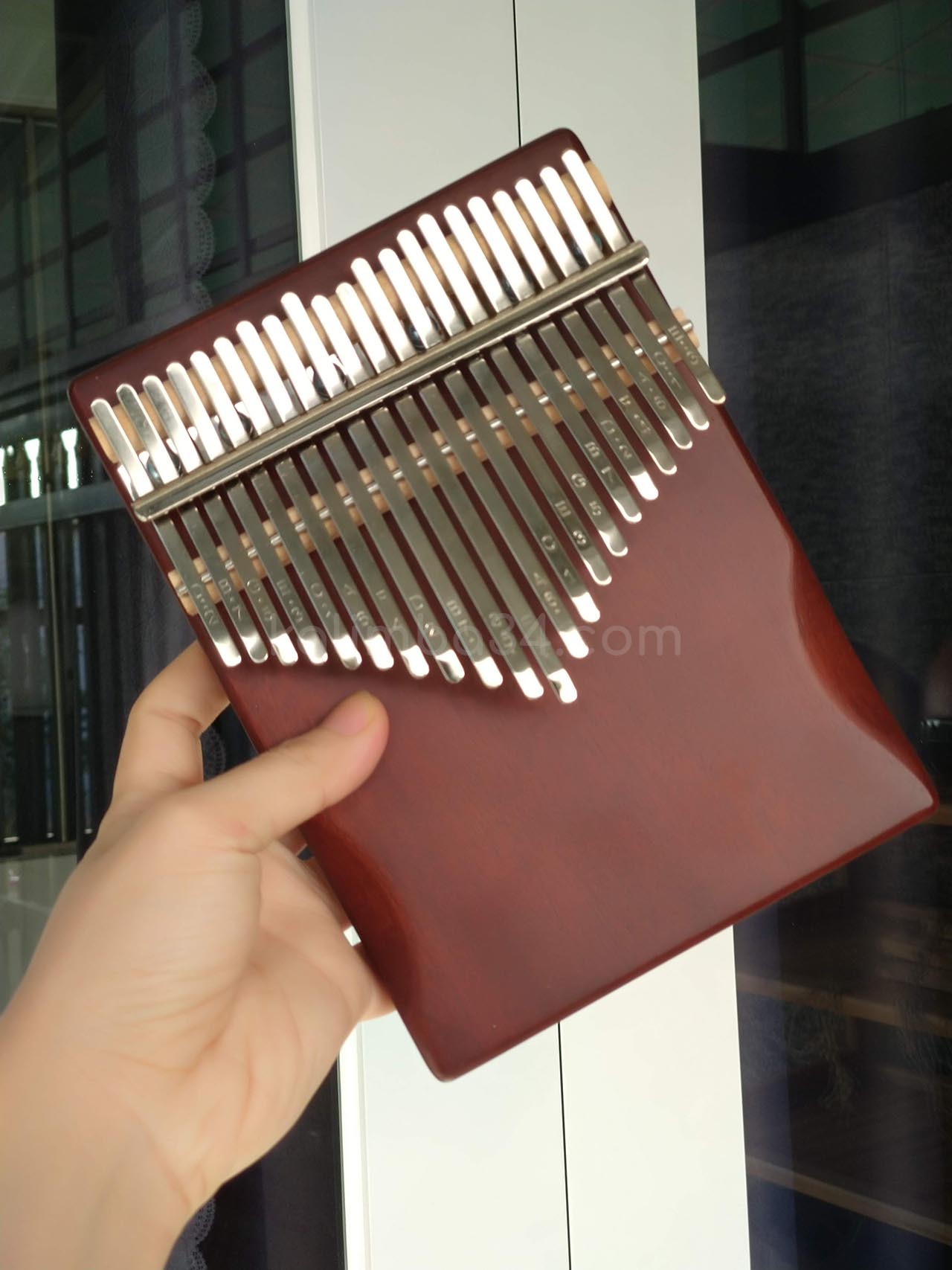 Đàn Kalimba 21 Phím - Gỗ Manhogany (Nâu Đậm) 03