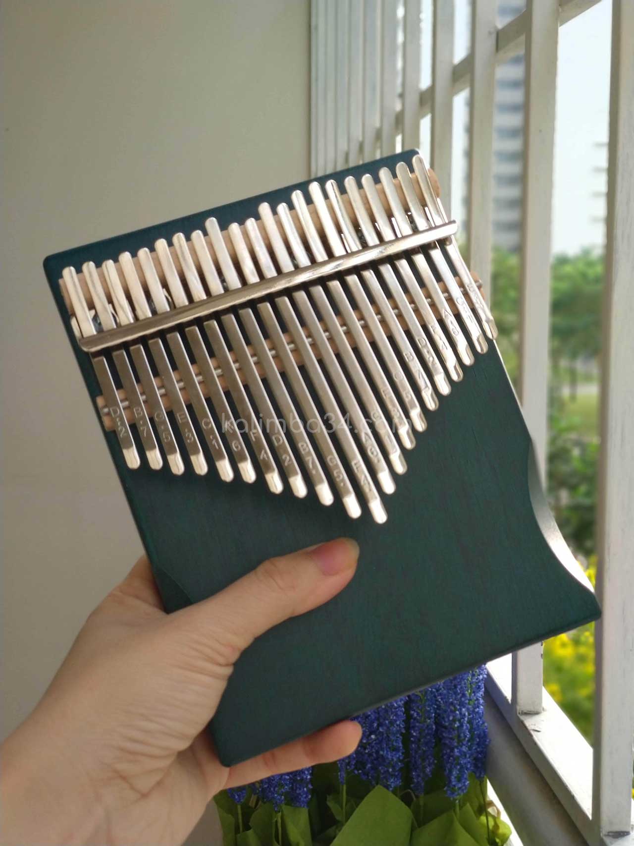 Đàn Kalimba 21 Phím - Gỗ Manhogany (Xanh) 03